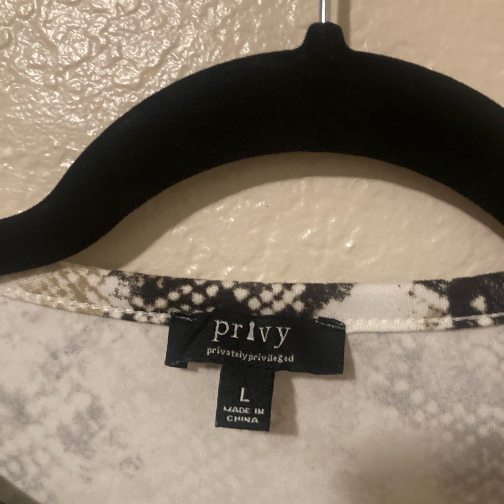 Privy Black and White Snake Print Long Sleeve Dress - Picture 4 of 4
